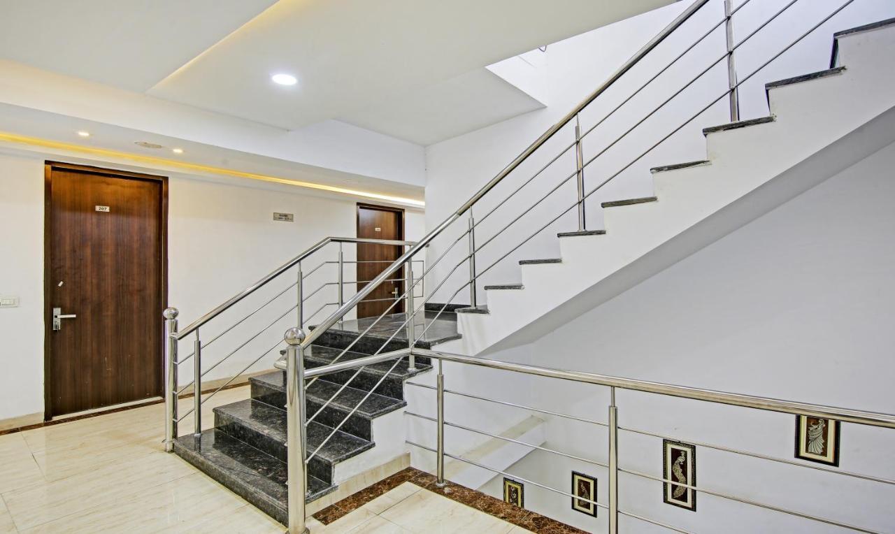 Treebo Royal Empire Adarsh Nagar, Chandigarh Hotel Exterior photo